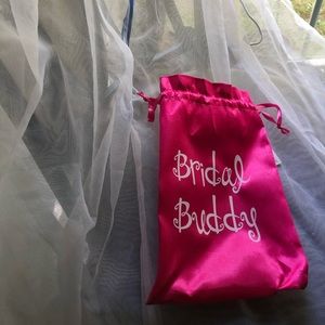 Bridal buddy Average/ Tall